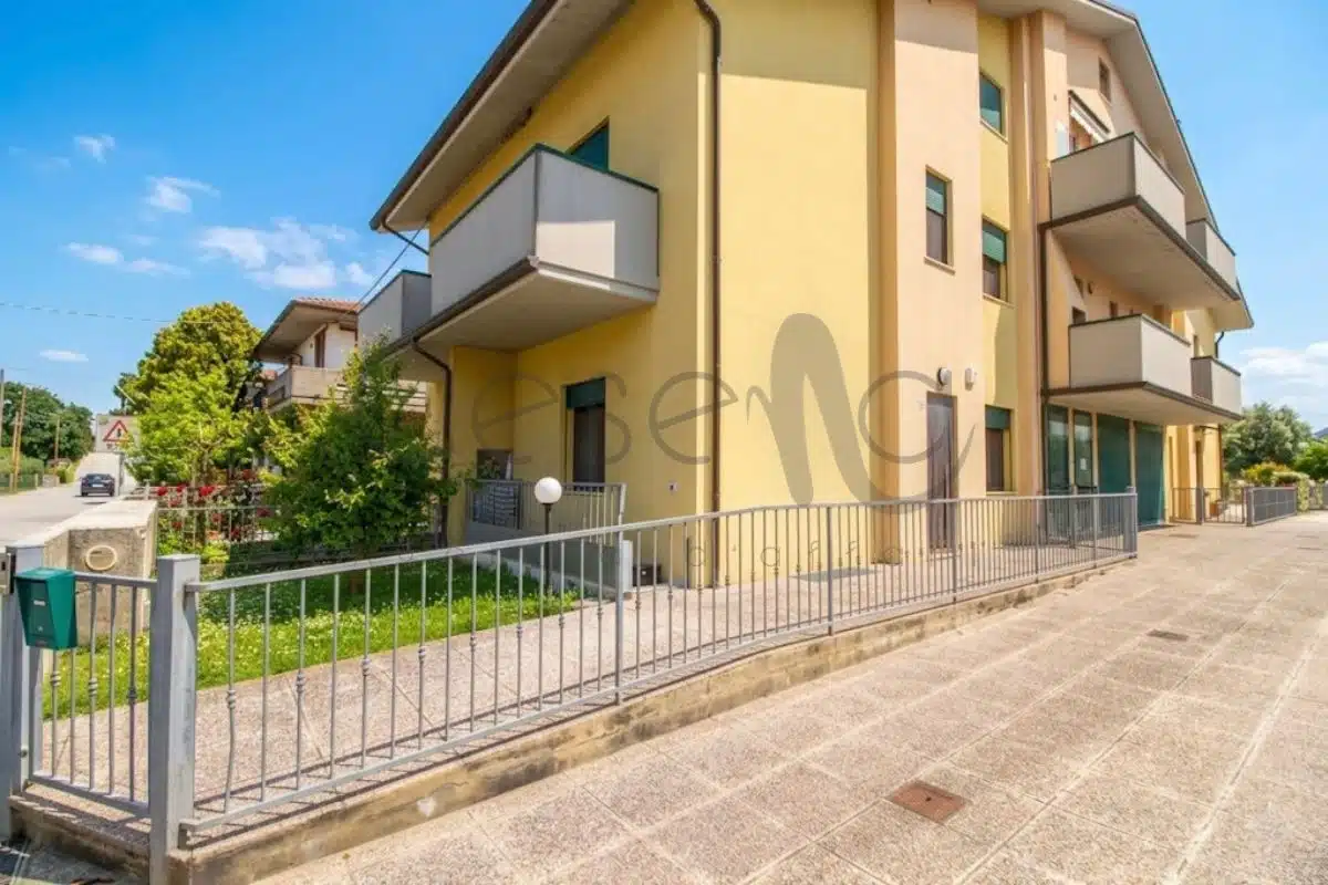 4 Rif 603 | Accogliente villetta ad angolo con giardino a Ronta