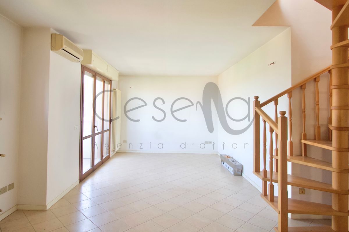 Rif.: 589 | Appartamento su due livelli al piano attico a Sant’Egidio