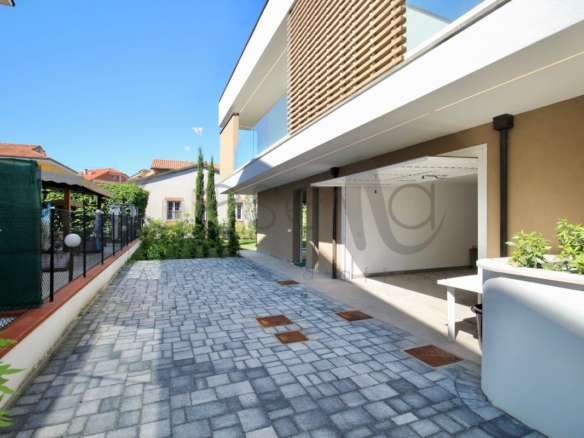 Rif 599 | Appartamento di nuova costruzione a San Rocco con giardino privato