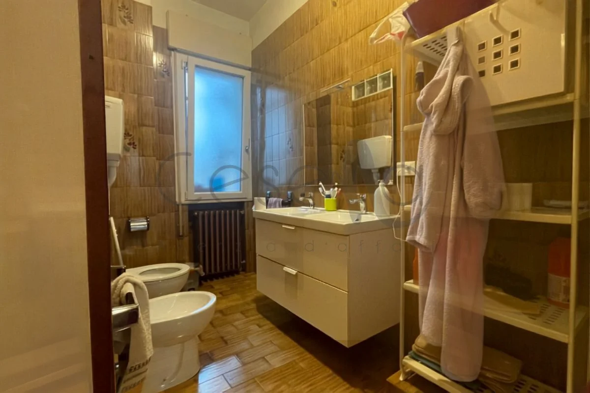 9 Rif 604 | Grande appartamento in zona Vigne