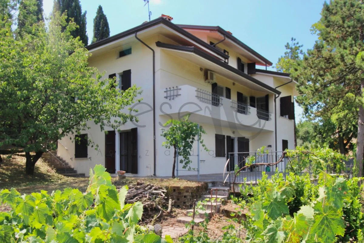 1 Rif 607 | Villa panoramica a Roncofreddo