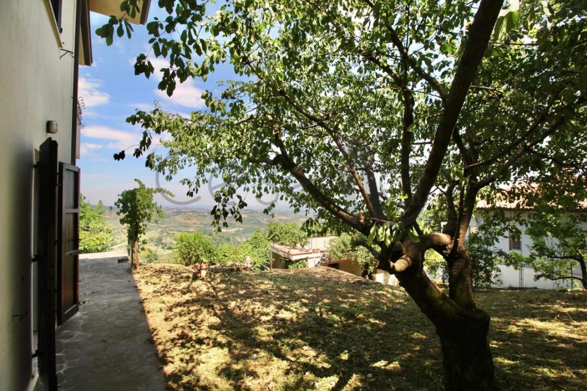 13 Rif 607 | Villa panoramica a Roncofreddo