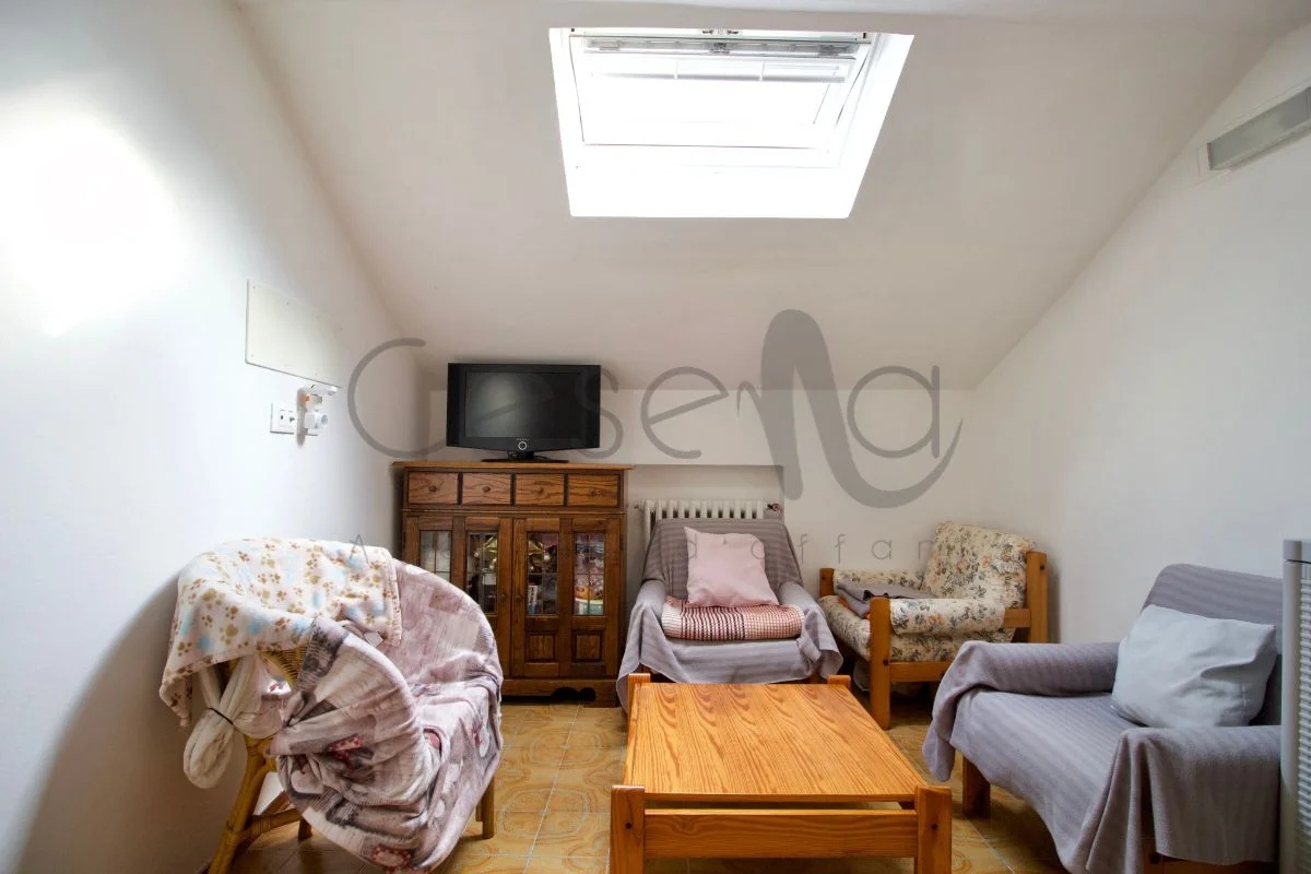 14 Rif 560 | Palazzina in centro storico composta da appartamento, negozio e garage