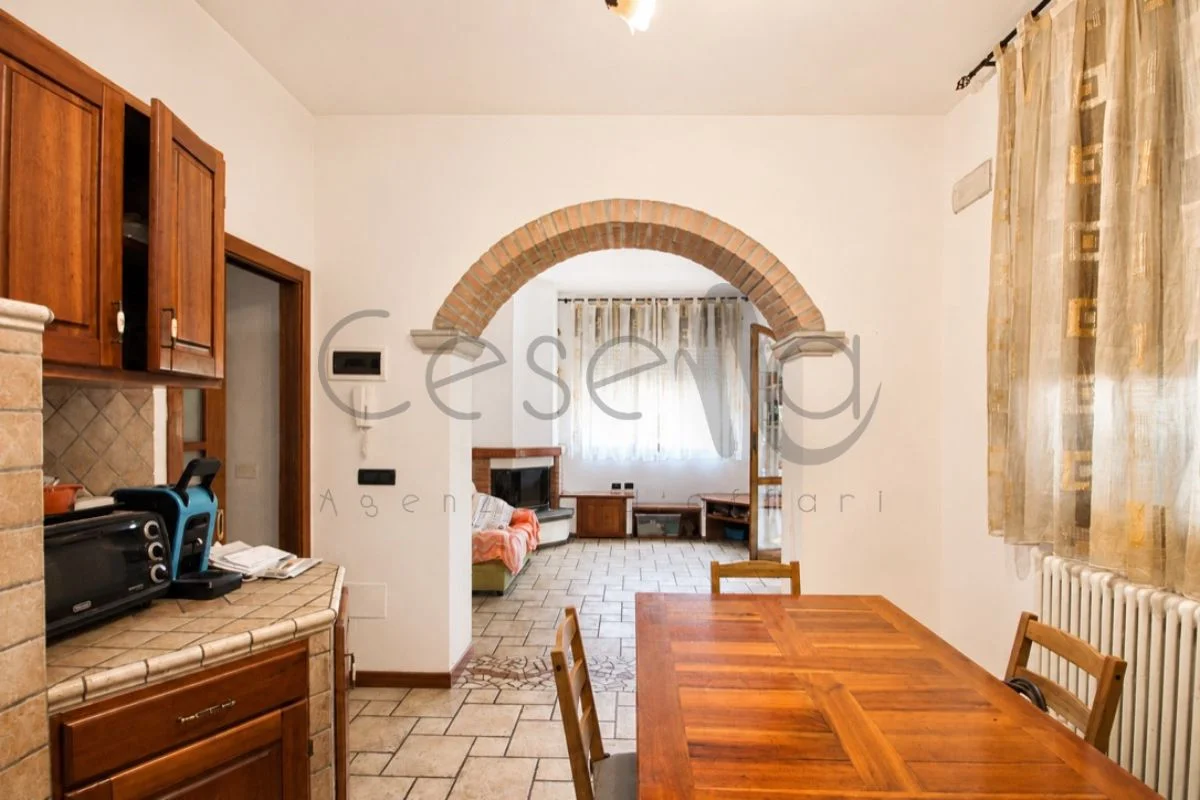 1c Rif 614 | Porzione di casa con ampia terrazza e ingresso indipendente