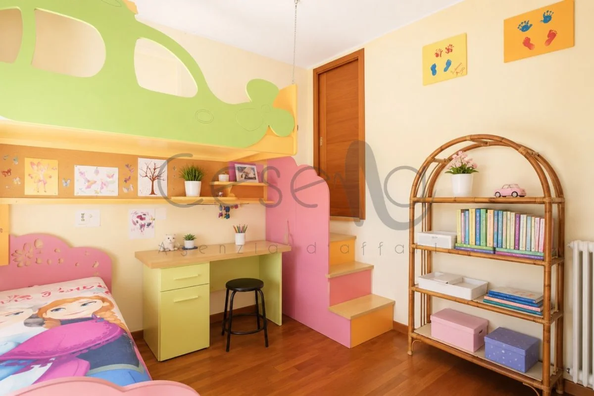 8 Rif 614 | Porzione di casa con ampia terrazza e ingresso indipendente