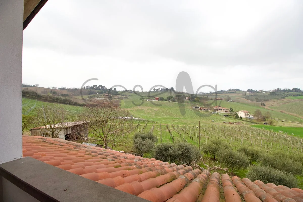 Rif 586 | Casa indipendente con garage e giardino in zona Lizzano