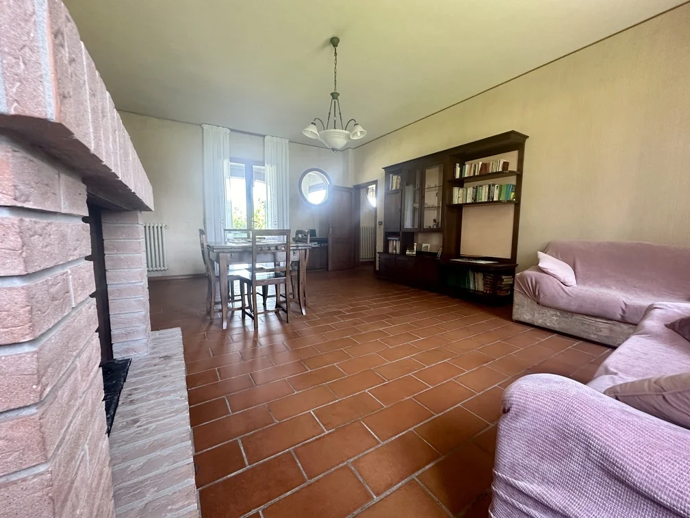 13. soggiorno Rif 572 | Villa con grande parco e terreno a Forlimpopoli