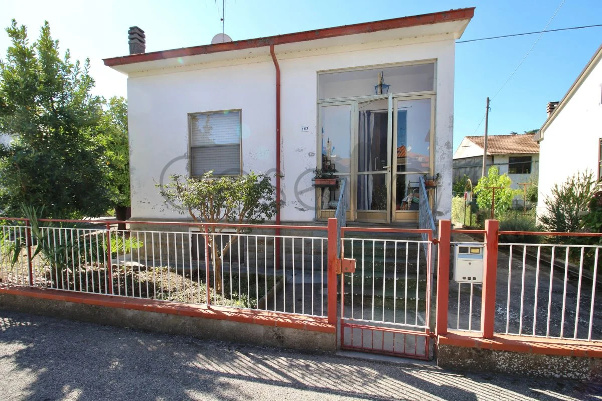 2 Rif 625 | Casa indipendente con giardino a San Vittore