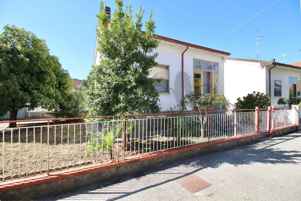 3 Rif 625 | Casa indipendente con giardino a San Vittore