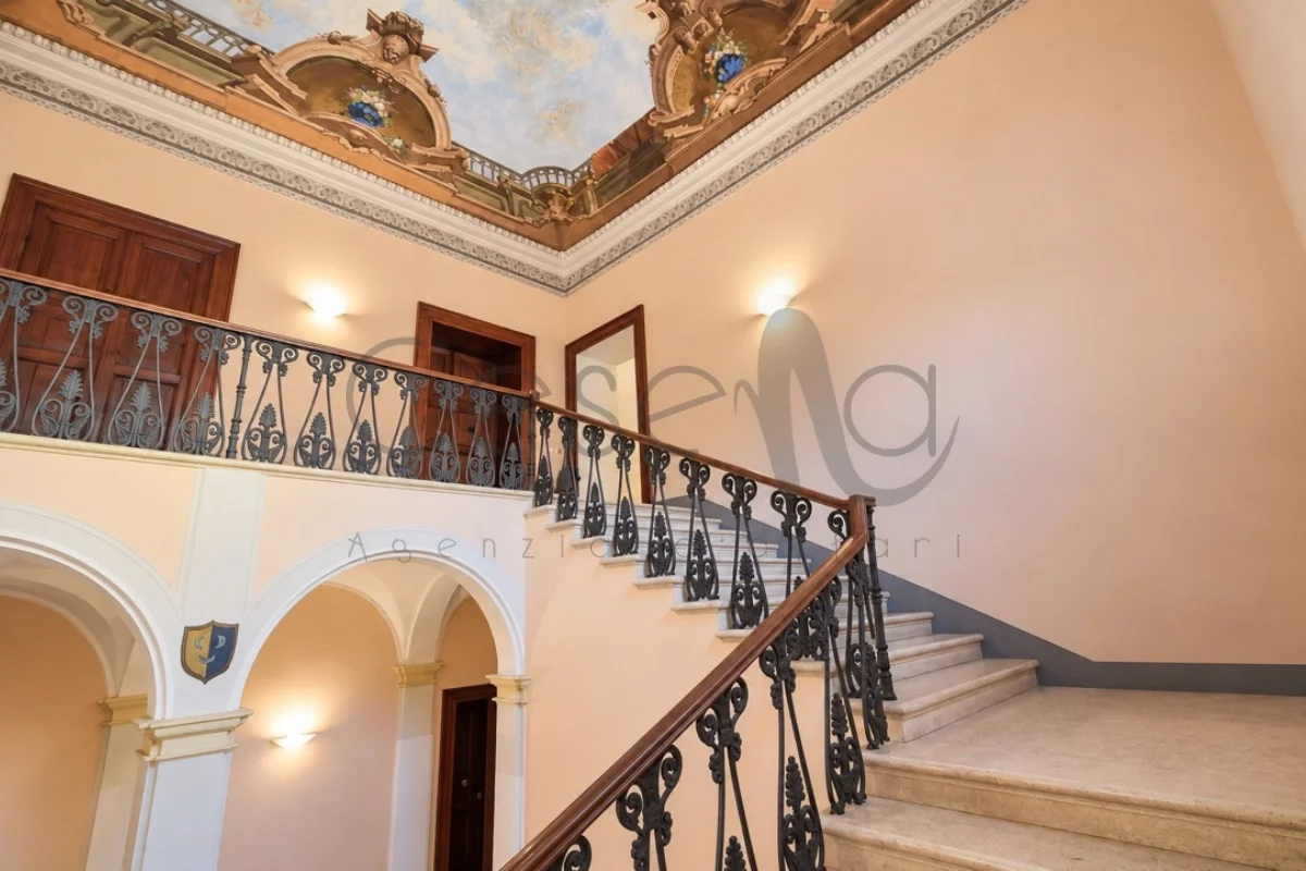 16 Elegante appartamento nel cuore di Cesena