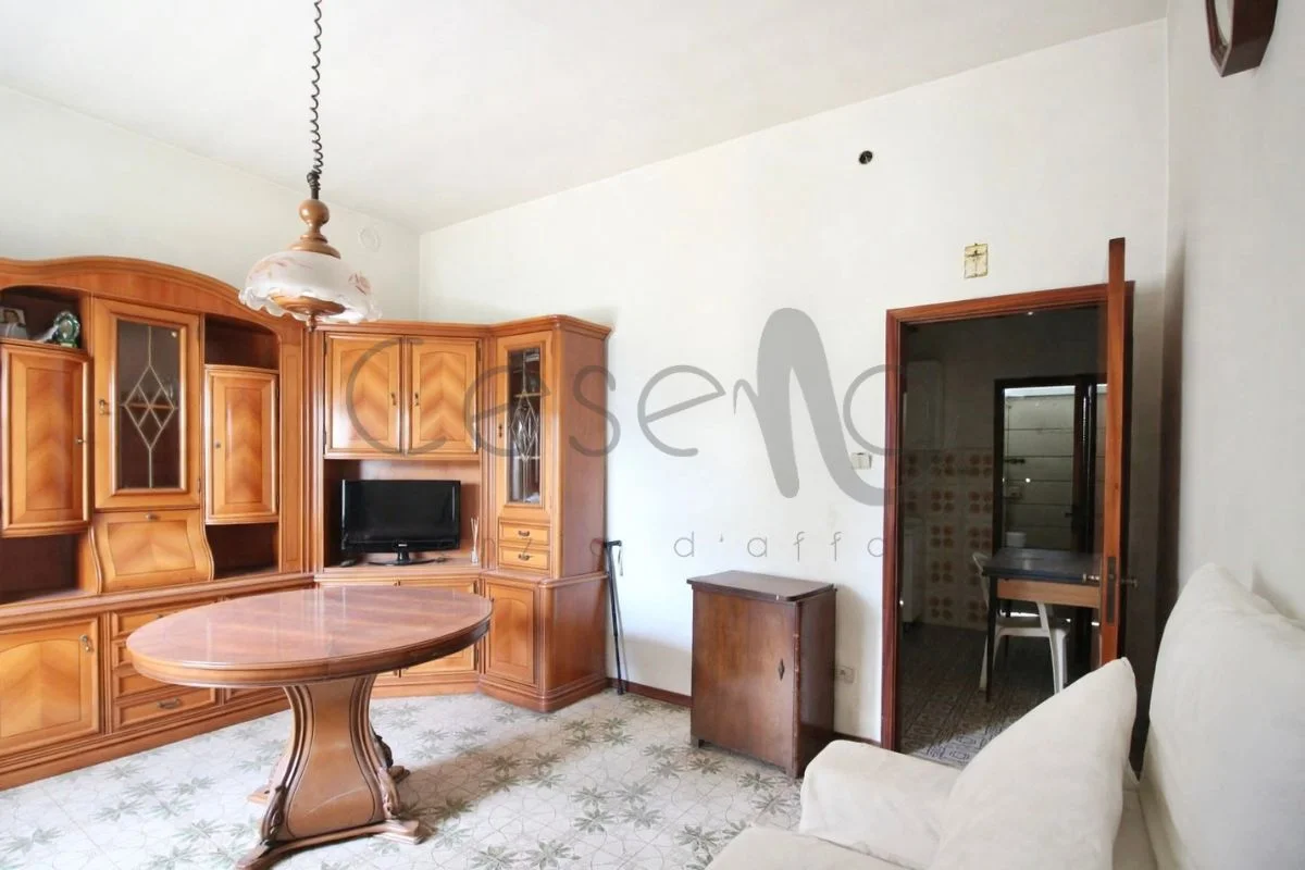 8 Casa indipendente con terreno